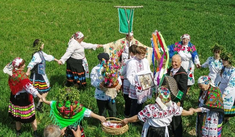 На Тураўшчыне ў Пагосце прайшоў абрад «Юраўскі карагод»